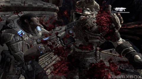 Gears of war 2 Marcus Locust Chainsaw